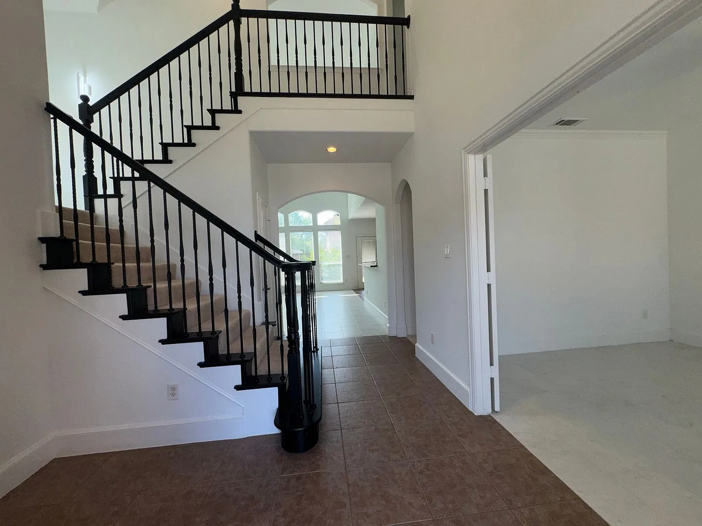 Experience refined living in Hillside at Winding Creek community-$500 off second month's rent mov... — Photo 4