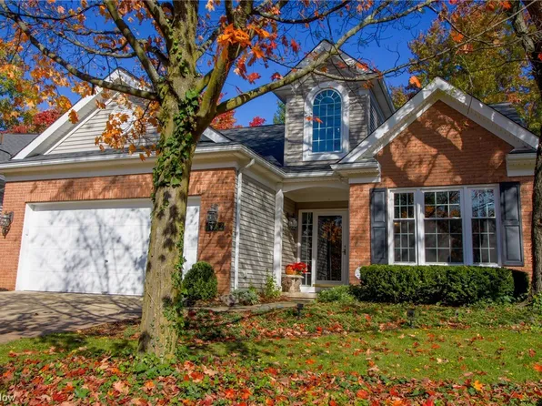 16982 Brittany Pl, Strongsville, OH 44136