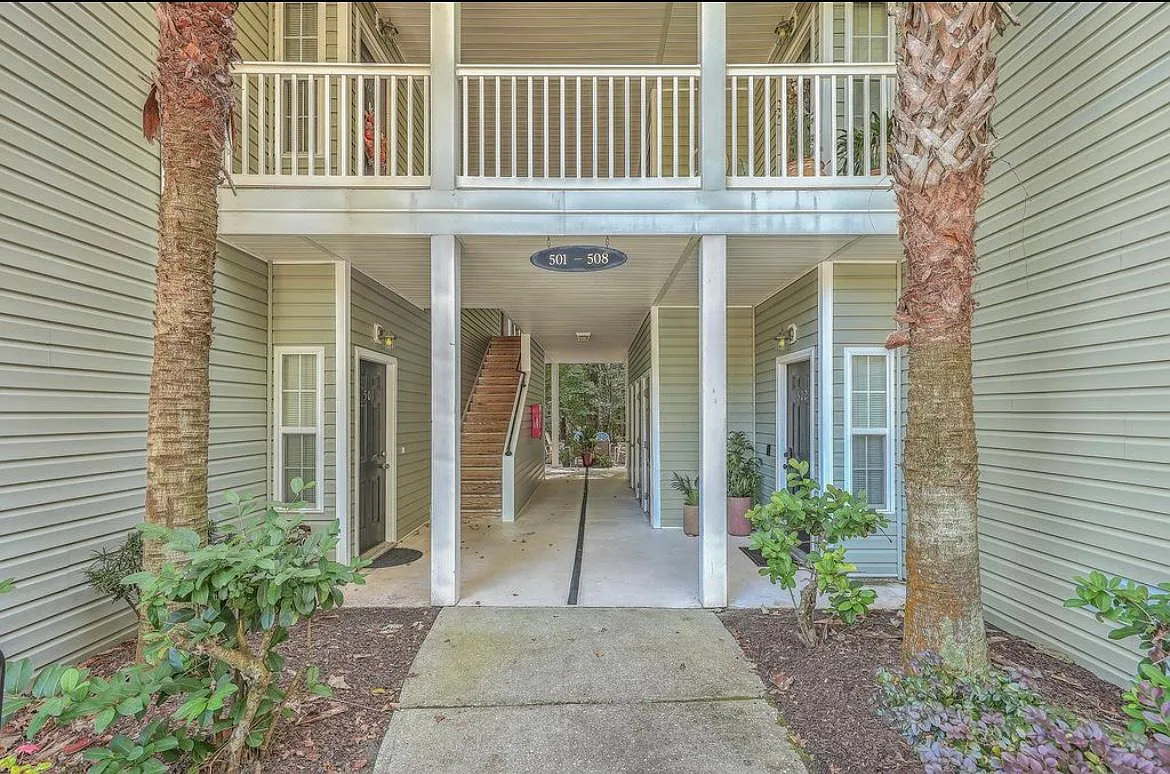 Building Photo - 507 S Elgin Ct