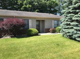 1530 E Kammerer Rd, Kendallville, IN 46755