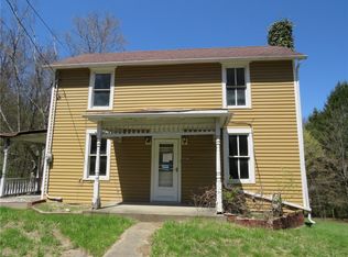 587 Upper Middletown Rd, Smock, PA 15480