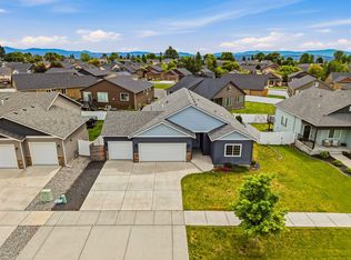 8470 N Oak St, Spokane, WA 99208