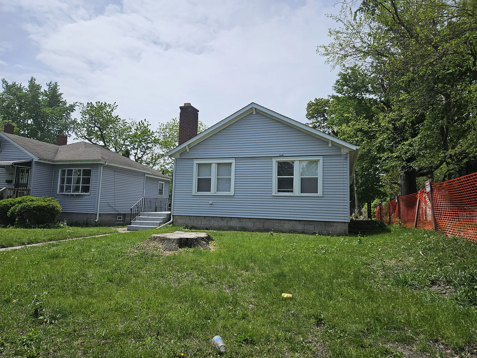 3 bed, 1074 sqft, $1,650 — Photo 2