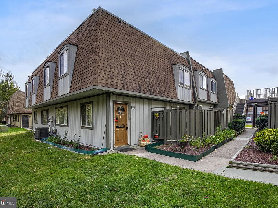 1st image of 7956 Silverada Pl Suite B