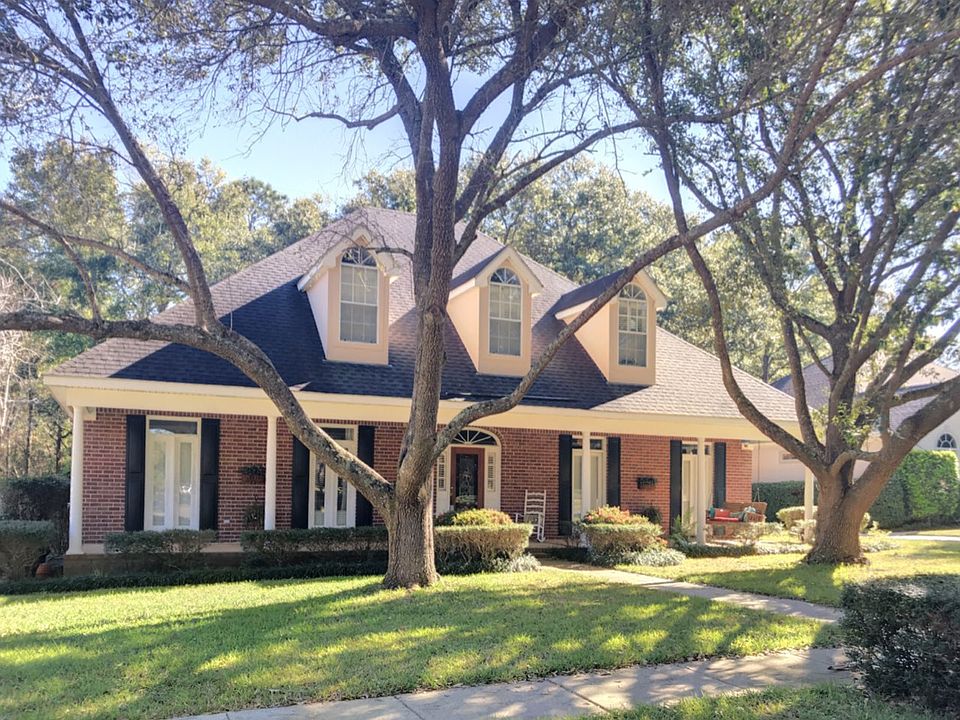1st image of 1135 Sutherlin Ct N