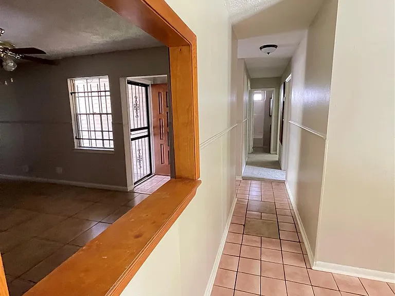 1212 Avenue M — Photo 7