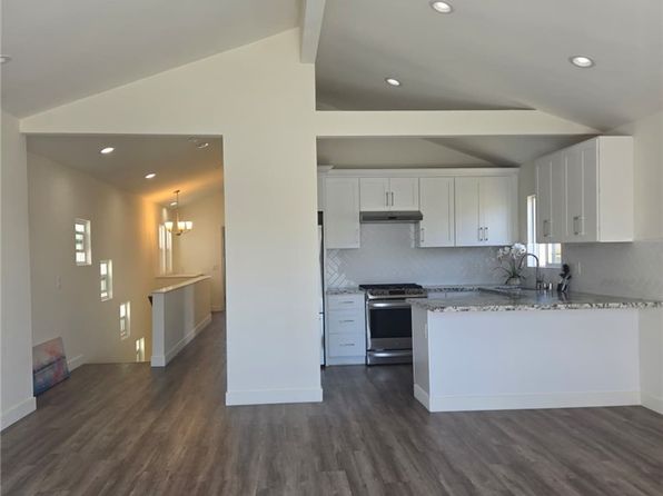 1812 W Balboa Blvd