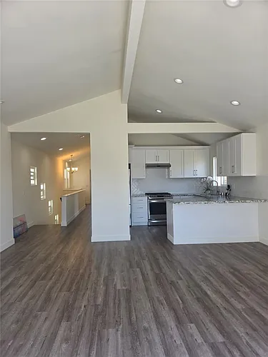 1812 W Balboa Blvd Photo 1