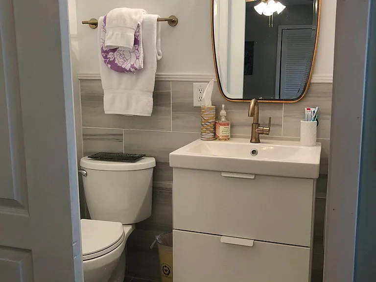 415 Carriage Ln — Photo 13