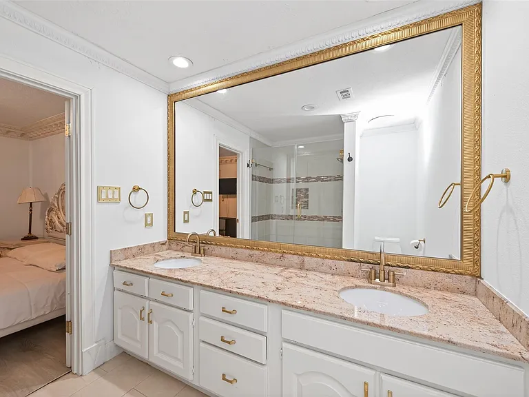 24 Windermere Ln — Photo 37