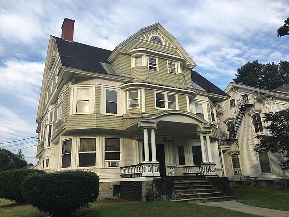 3rd image of 444 Glen St