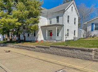 302 S Moore St, Waterloo, IL 62298