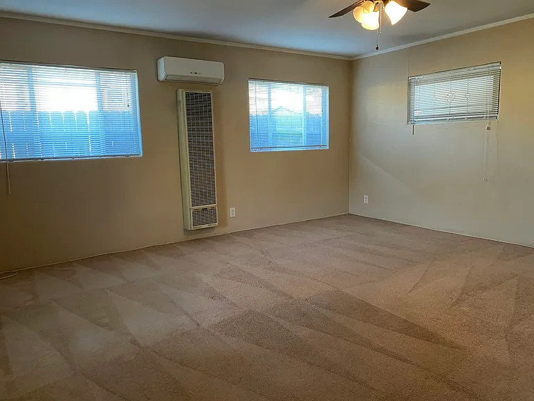 4735 Valencia Dr #1/2 — Photo 6