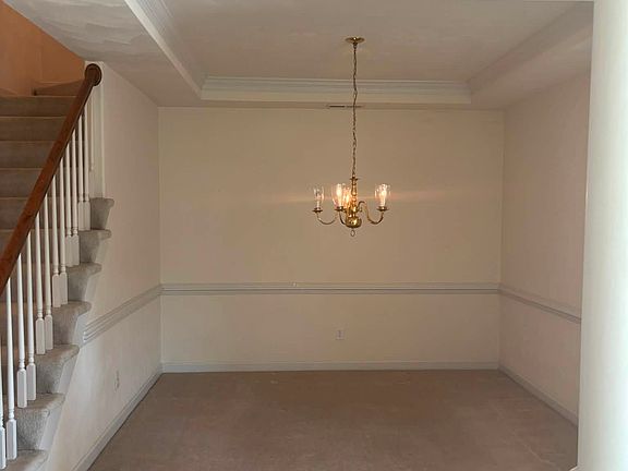 5th image of 5325 Village Square Ct