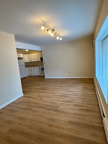 10 Delavergne Ave Photo 1