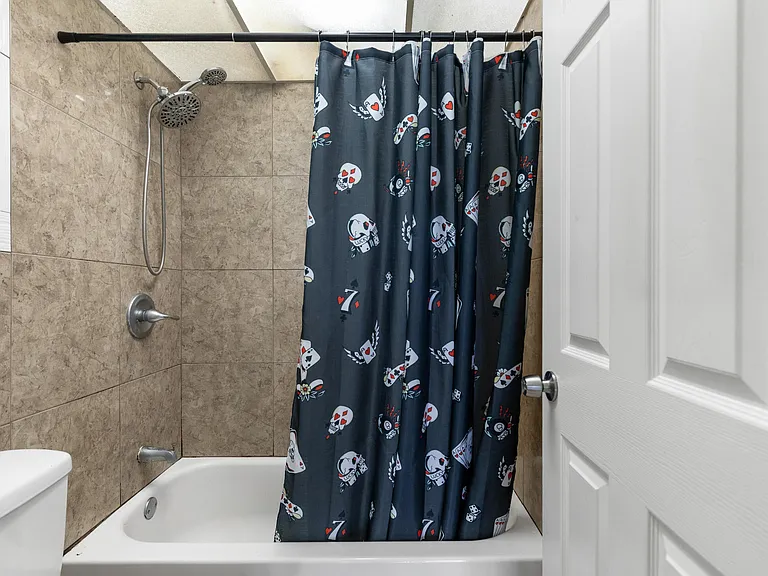3710 Inverrary Dr #2G — Photo 17