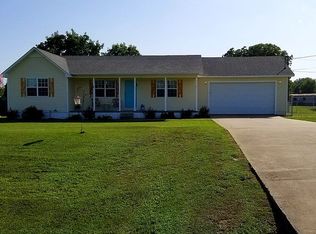 11 Gilbreath Rd, Boaz, AL 35957