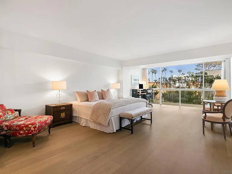 939 Coast Blvd #5G — Photo 10