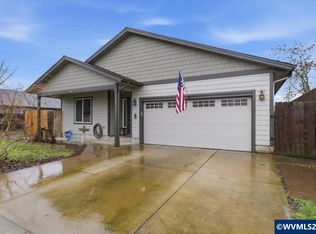 806 Wassom St, Lebanon, OR 97355