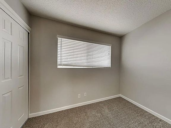 5th image of 958 Nightingale Dr