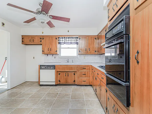 11 Denton Place image 20 of 47