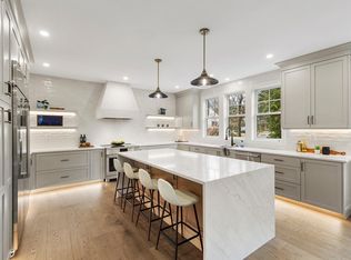 16 Estabrook Rd, Lexington, MA 02420