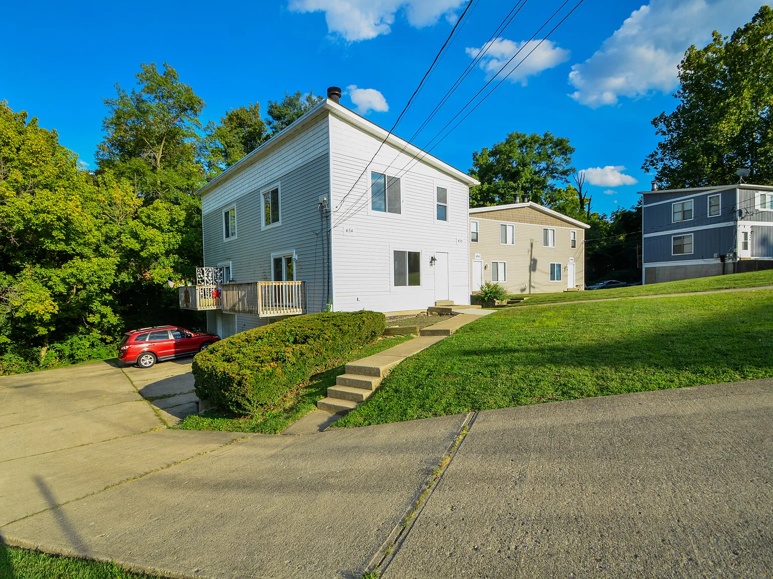 2 bed, 1.5 bath, $1,550 — Photo 2