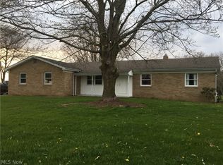 3513 Ada Vista Dr, Uniontown, OH 44685