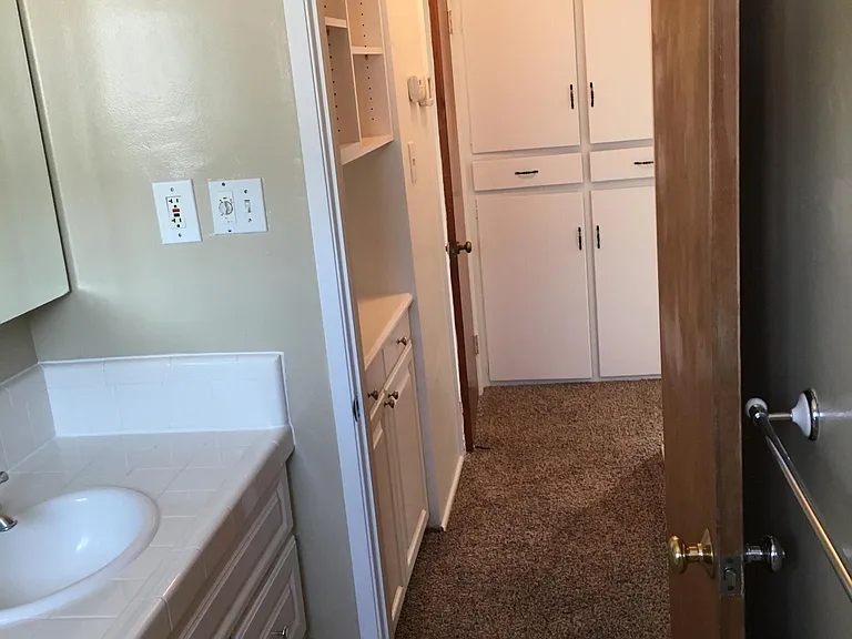 502 Lime St — Photo 9