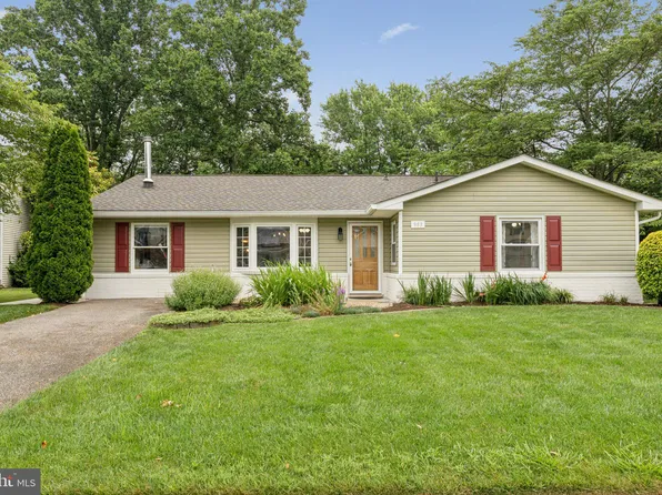 983 Sunny Ct, Gambrills, MD 21054