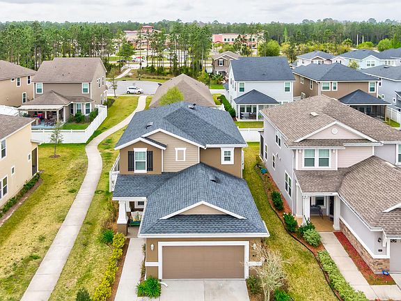 5th image of 392 Sanctuary Dr
