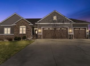 4528 E Oak Ln, Windsor, WI 53598