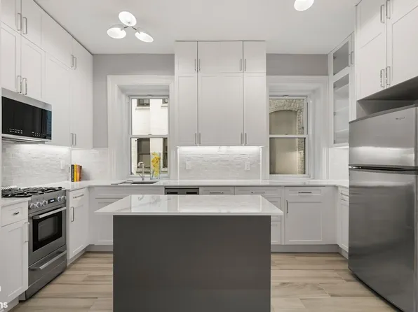 102 West 75th Street image 4 of 20