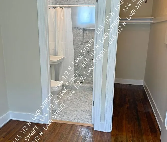 444 1/2 N Lake St — Photo 17