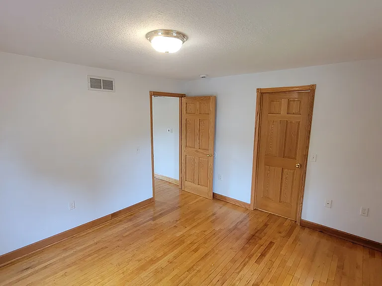 410 3rd Ave S #3 — Photo 18
