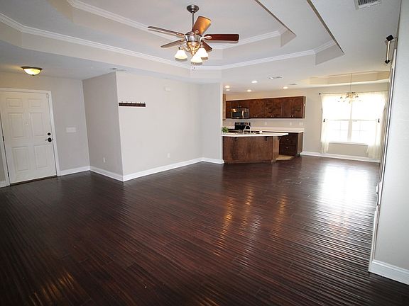 5th image of 68 N Moody Dr