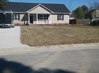 2808 Berry Patch Ct, Castle Hayne, NC 28429