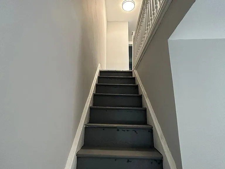 156 Hoffman Ave — Photo 12