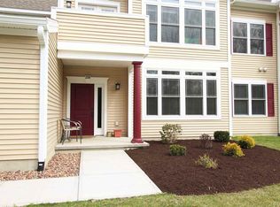 208 Lois Ln, Schenectady, NY 12304