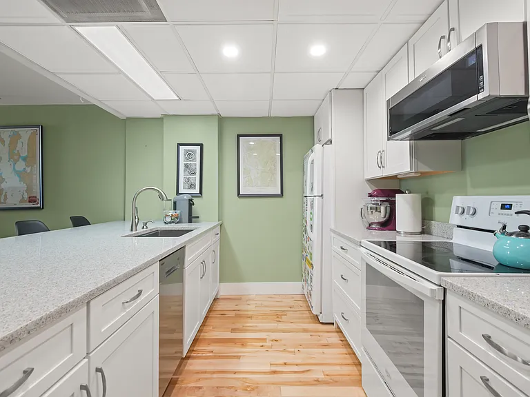 131 Main St #607 — Photo 5