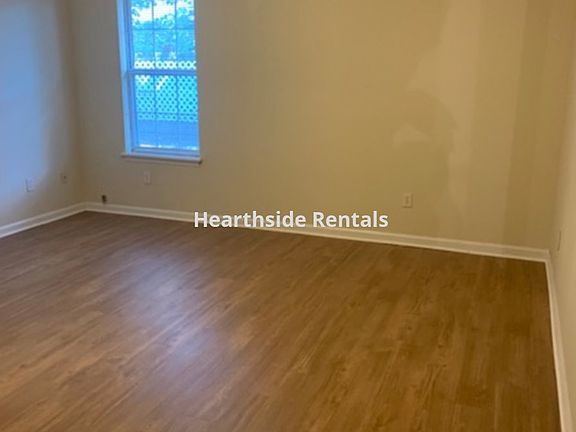 5th image of 2600 B Boone Ct