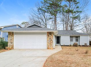 721 Pepperwood Trl, Stone Mountain, GA 30087