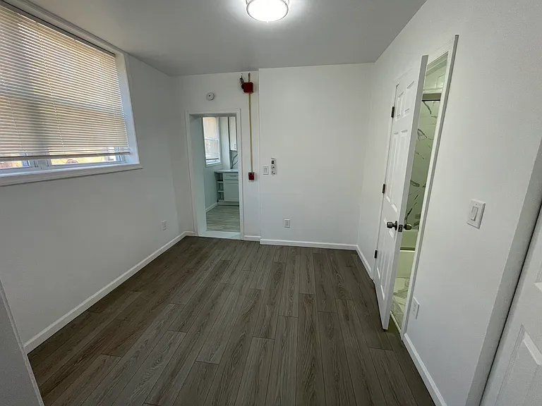 2315 S 12th St #1R — Photo 13