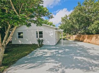 2760 Lakeview Dr, Fort Myers, FL 33905