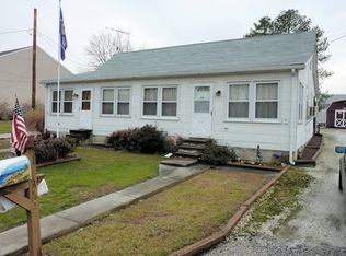 304 Miles Rd, Essex, MD 21221