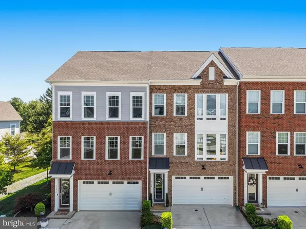 19272 Brookwater Ter, Leesburg, VA 20175