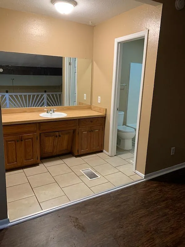 3513 Glenda Ave — Photo 4