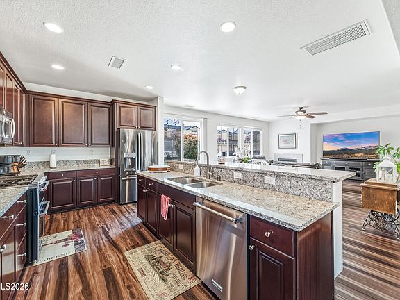 5th image of 2084 Whitecliff Dr