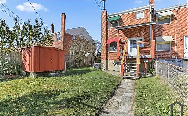 1931 Dineen Dr — Photo 12