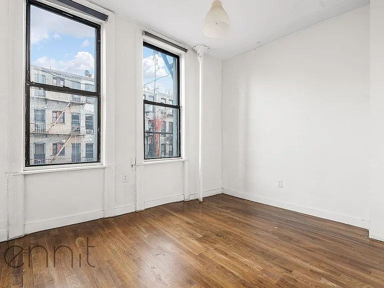 314 Jefferson St #3L — Photo 6